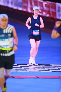 BIB: 46430
                            <button type="button" onclick="openModal(22929574)" class="btn btn-primary btn-sm float-right btn-popup" data-toggle="modal" data-target=".modal-high-quality">
                        <i class="fas fa-shopping-cart"></i> Add to Cart
                    </button>
                                            <button type="button" onclick="isThisMe(22929574, true)" class="btn btn-success btn-sm float-right btn-popup btn-isme hidden" data-toggle="tooltip" data-placement="bottom" title="นี่คือรูปของคุณใช่ไหม คลิกที่นี่เพื่อเอาเข้าอัลบั้ม">
                        <i class="fas fa-plus"></i> Add to album
                    </button>
                    <button type="button" onclick="isThisMe(22929574, false)" class="btn btn-warning btn-sm float-right btn-popup btn-isnotme hidden">
                        <i class="fas fa-ban"></i> Remove from album
                    </button>