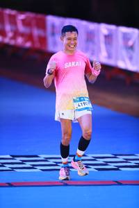 BIB: 41909
                            <button type="button" onclick="openModal(22965348)" class="btn btn-primary btn-sm float-right btn-popup" data-toggle="modal" data-target=".modal-high-quality">
                        <i class="fas fa-shopping-cart"></i> Add to Cart
                    </button>
                                            <button type="button" onclick="isThisMe(22965348, true)" class="btn btn-success btn-sm float-right btn-popup btn-isme hidden" data-toggle="tooltip" data-placement="bottom" title="นี่คือรูปของคุณใช่ไหม คลิกที่นี่เพื่อเอาเข้าอัลบั้ม">
                        <i class="fas fa-plus"></i> Add to album
                    </button>
                    <button type="button" onclick="isThisMe(22965348, false)" class="btn btn-warning btn-sm float-right btn-popup btn-isnotme hidden">
                        <i class="fas fa-ban"></i> Remove from album
                    </button>