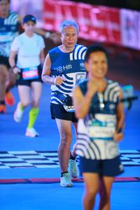 BIB: 111
                            <button type="button" onclick="openModal(23046783)" class="btn btn-primary btn-sm float-right btn-popup" data-toggle="modal" data-target=".modal-high-quality">
                        <i class="fas fa-shopping-cart"></i> Add to Cart
                    </button>
                                            <button type="button" onclick="isThisMe(23046783, true)" class="btn btn-success btn-sm float-right btn-popup btn-isme hidden" data-toggle="tooltip" data-placement="bottom" title="นี่คือรูปของคุณใช่ไหม คลิกที่นี่เพื่อเอาเข้าอัลบั้ม">
                        <i class="fas fa-plus"></i> Add to album
                    </button>
                    <button type="button" onclick="isThisMe(23046783, false)" class="btn btn-warning btn-sm float-right btn-popup btn-isnotme hidden">
                        <i class="fas fa-ban"></i> Remove from album
                    </button>