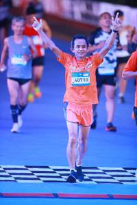 BIB: 40710
                            <button type="button" onclick="openModal(22950094)" class="btn btn-primary btn-sm float-right btn-popup" data-toggle="modal" data-target=".modal-high-quality">
                        <i class="fas fa-shopping-cart"></i> Add to Cart
                    </button>
                                            <button type="button" onclick="isThisMe(22950094, true)" class="btn btn-success btn-sm float-right btn-popup btn-isme hidden" data-toggle="tooltip" data-placement="bottom" title="นี่คือรูปของคุณใช่ไหม คลิกที่นี่เพื่อเอาเข้าอัลบั้ม">
                        <i class="fas fa-plus"></i> Add to album
                    </button>
                    <button type="button" onclick="isThisMe(22950094, false)" class="btn btn-warning btn-sm float-right btn-popup btn-isnotme hidden">
                        <i class="fas fa-ban"></i> Remove from album
                    </button>