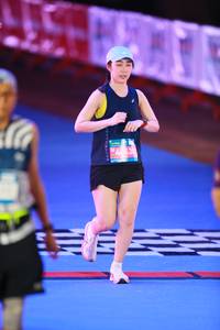 BIB: 797
                            <button type="button" onclick="openModal(22929618)" class="btn btn-primary btn-sm float-right btn-popup" data-toggle="modal" data-target=".modal-high-quality">
                        <i class="fas fa-shopping-cart"></i> Add to Cart
                    </button>
                                            <button type="button" onclick="isThisMe(22929618, true)" class="btn btn-success btn-sm float-right btn-popup btn-isme hidden" data-toggle="tooltip" data-placement="bottom" title="นี่คือรูปของคุณใช่ไหม คลิกที่นี่เพื่อเอาเข้าอัลบั้ม">
                        <i class="fas fa-plus"></i> Add to album
                    </button>
                    <button type="button" onclick="isThisMe(22929618, false)" class="btn btn-warning btn-sm float-right btn-popup btn-isnotme hidden">
                        <i class="fas fa-ban"></i> Remove from album
                    </button>