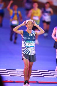 BIB: 40287
                            <button type="button" onclick="openModal(22941903)" class="btn btn-primary btn-sm float-right btn-popup" data-toggle="modal" data-target=".modal-high-quality">
                        <i class="fas fa-shopping-cart"></i> Add to Cart
                    </button>
                                            <button type="button" onclick="isThisMe(22941903, true)" class="btn btn-success btn-sm float-right btn-popup btn-isme hidden" data-toggle="tooltip" data-placement="bottom" title="นี่คือรูปของคุณใช่ไหม คลิกที่นี่เพื่อเอาเข้าอัลบั้ม">
                        <i class="fas fa-plus"></i> Add to album
                    </button>
                    <button type="button" onclick="isThisMe(22941903, false)" class="btn btn-warning btn-sm float-right btn-popup btn-isnotme hidden">
                        <i class="fas fa-ban"></i> Remove from album
                    </button>