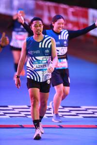 BIB: 42929, 47468
                            <button type="button" onclick="openModal(23002132)" class="btn btn-primary btn-sm float-right btn-popup" data-toggle="modal" data-target=".modal-high-quality">
                        <i class="fas fa-shopping-cart"></i> Add to Cart
                    </button>
                                            <button type="button" onclick="isThisMe(23002132, true)" class="btn btn-success btn-sm float-right btn-popup btn-isme hidden" data-toggle="tooltip" data-placement="bottom" title="นี่คือรูปของคุณใช่ไหม คลิกที่นี่เพื่อเอาเข้าอัลบั้ม">
                        <i class="fas fa-plus"></i> Add to album
                    </button>
                    <button type="button" onclick="isThisMe(23002132, false)" class="btn btn-warning btn-sm float-right btn-popup btn-isnotme hidden">
                        <i class="fas fa-ban"></i> Remove from album
                    </button>