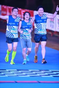 BIB: 42139, 40782, 42476
                            <button type="button" onclick="openModal(22940985)" class="btn btn-primary btn-sm float-right btn-popup" data-toggle="modal" data-target=".modal-high-quality">
                        <i class="fas fa-shopping-cart"></i> Add to Cart
                    </button>
                                            <button type="button" onclick="isThisMe(22940985, true)" class="btn btn-success btn-sm float-right btn-popup btn-isme hidden" data-toggle="tooltip" data-placement="bottom" title="นี่คือรูปของคุณใช่ไหม คลิกที่นี่เพื่อเอาเข้าอัลบั้ม">
                        <i class="fas fa-plus"></i> Add to album
                    </button>
                    <button type="button" onclick="isThisMe(22940985, false)" class="btn btn-warning btn-sm float-right btn-popup btn-isnotme hidden">
                        <i class="fas fa-ban"></i> Remove from album
                    </button>