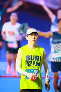 BIB: 
                            <button type="button" onclick="openModal(23730868)" class="btn btn-primary btn-sm float-right btn-popup" data-toggle="modal" data-target=".modal-high-quality">
                        <i class="fas fa-shopping-cart"></i> Add to Cart
                    </button>
                                            <button type="button" onclick="isThisMe(23730868, true)" class="btn btn-success btn-sm float-right btn-popup btn-isme hidden" data-toggle="tooltip" data-placement="bottom" title="นี่คือรูปของคุณใช่ไหม คลิกที่นี่เพื่อเอาเข้าอัลบั้ม">
                        <i class="fas fa-plus"></i> Add to album
                    </button>
                    <button type="button" onclick="isThisMe(23730868, false)" class="btn btn-warning btn-sm float-right btn-popup btn-isnotme hidden">
                        <i class="fas fa-ban"></i> Remove from album
                    </button>