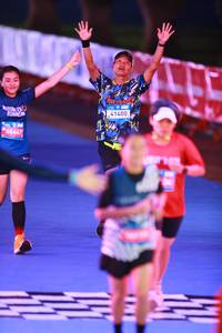 BIB: 
                            <button type="button" onclick="openModal(23120226)" class="btn btn-primary btn-sm float-right btn-popup" data-toggle="modal" data-target=".modal-high-quality">
                        <i class="fas fa-shopping-cart"></i> Add to Cart
                    </button>
                                            <button type="button" onclick="isThisMe(23120226, true)" class="btn btn-success btn-sm float-right btn-popup btn-isme hidden" data-toggle="tooltip" data-placement="bottom" title="นี่คือรูปของคุณใช่ไหม คลิกที่นี่เพื่อเอาเข้าอัลบั้ม">
                        <i class="fas fa-plus"></i> Add to album
                    </button>
                    <button type="button" onclick="isThisMe(23120226, false)" class="btn btn-warning btn-sm float-right btn-popup btn-isnotme hidden">
                        <i class="fas fa-ban"></i> Remove from album
                    </button>