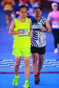 BIB: 027, 45206
                            <button type="button" onclick="openModal(23034588)" class="btn btn-primary btn-sm float-right btn-popup" data-toggle="modal" data-target=".modal-high-quality">
                        <i class="fas fa-shopping-cart"></i> Add to Cart
                    </button>
                                            <button type="button" onclick="isThisMe(23034588, true)" class="btn btn-success btn-sm float-right btn-popup btn-isme hidden" data-toggle="tooltip" data-placement="bottom" title="นี่คือรูปของคุณใช่ไหม คลิกที่นี่เพื่อเอาเข้าอัลบั้ม">
                        <i class="fas fa-plus"></i> Add to album
                    </button>
                    <button type="button" onclick="isThisMe(23034588, false)" class="btn btn-warning btn-sm float-right btn-popup btn-isnotme hidden">
                        <i class="fas fa-ban"></i> Remove from album
                    </button>