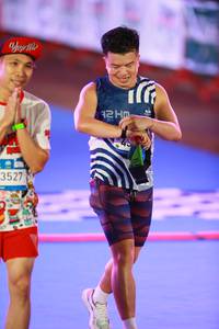 BIB: 3527
                            <button type="button" onclick="openModal(23010181)" class="btn btn-primary btn-sm float-right btn-popup" data-toggle="modal" data-target=".modal-high-quality">
                        <i class="fas fa-shopping-cart"></i> Add to Cart
                    </button>
                                            <button type="button" onclick="isThisMe(23010181, true)" class="btn btn-success btn-sm float-right btn-popup btn-isme hidden" data-toggle="tooltip" data-placement="bottom" title="นี่คือรูปของคุณใช่ไหม คลิกที่นี่เพื่อเอาเข้าอัลบั้ม">
                        <i class="fas fa-plus"></i> Add to album
                    </button>
                    <button type="button" onclick="isThisMe(23010181, false)" class="btn btn-warning btn-sm float-right btn-popup btn-isnotme hidden">
                        <i class="fas fa-ban"></i> Remove from album
                    </button>