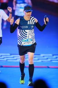 BIB: 
                            <button type="button" onclick="openModal(23729900)" class="btn btn-primary btn-sm float-right btn-popup" data-toggle="modal" data-target=".modal-high-quality">
                        <i class="fas fa-shopping-cart"></i> Add to Cart
                    </button>
                                            <button type="button" onclick="isThisMe(23729900, true)" class="btn btn-success btn-sm float-right btn-popup btn-isme hidden" data-toggle="tooltip" data-placement="bottom" title="นี่คือรูปของคุณใช่ไหม คลิกที่นี่เพื่อเอาเข้าอัลบั้ม">
                        <i class="fas fa-plus"></i> Add to album
                    </button>
                    <button type="button" onclick="isThisMe(23729900, false)" class="btn btn-warning btn-sm float-right btn-popup btn-isnotme hidden">
                        <i class="fas fa-ban"></i> Remove from album
                    </button>