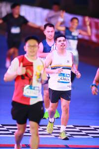 BIB: 141, 43624
                            <button type="button" onclick="openModal(22933280)" class="btn btn-primary btn-sm float-right btn-popup" data-toggle="modal" data-target=".modal-high-quality">
                        <i class="fas fa-shopping-cart"></i> Add to Cart
                    </button>
                                            <button type="button" onclick="isThisMe(22933280, true)" class="btn btn-success btn-sm float-right btn-popup btn-isme hidden" data-toggle="tooltip" data-placement="bottom" title="นี่คือรูปของคุณใช่ไหม คลิกที่นี่เพื่อเอาเข้าอัลบั้ม">
                        <i class="fas fa-plus"></i> Add to album
                    </button>
                    <button type="button" onclick="isThisMe(22933280, false)" class="btn btn-warning btn-sm float-right btn-popup btn-isnotme hidden">
                        <i class="fas fa-ban"></i> Remove from album
                    </button>