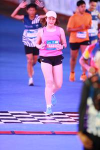 BIB: 4686
                            <button type="button" onclick="openModal(22958724)" class="btn btn-primary btn-sm float-right btn-popup" data-toggle="modal" data-target=".modal-high-quality">
                        <i class="fas fa-shopping-cart"></i> Add to Cart
                    </button>
                                            <button type="button" onclick="isThisMe(22958724, true)" class="btn btn-success btn-sm float-right btn-popup btn-isme hidden" data-toggle="tooltip" data-placement="bottom" title="นี่คือรูปของคุณใช่ไหม คลิกที่นี่เพื่อเอาเข้าอัลบั้ม">
                        <i class="fas fa-plus"></i> Add to album
                    </button>
                    <button type="button" onclick="isThisMe(22958724, false)" class="btn btn-warning btn-sm float-right btn-popup btn-isnotme hidden">
                        <i class="fas fa-ban"></i> Remove from album
                    </button>