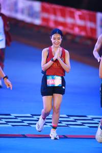 BIB: 697
                            <button type="button" onclick="openModal(22937339)" class="btn btn-primary btn-sm float-right btn-popup" data-toggle="modal" data-target=".modal-high-quality">
                        <i class="fas fa-shopping-cart"></i> Add to Cart
                    </button>
                                            <button type="button" onclick="isThisMe(22937339, true)" class="btn btn-success btn-sm float-right btn-popup btn-isme hidden" data-toggle="tooltip" data-placement="bottom" title="นี่คือรูปของคุณใช่ไหม คลิกที่นี่เพื่อเอาเข้าอัลบั้ม">
                        <i class="fas fa-plus"></i> Add to album
                    </button>
                    <button type="button" onclick="isThisMe(22937339, false)" class="btn btn-warning btn-sm float-right btn-popup btn-isnotme hidden">
                        <i class="fas fa-ban"></i> Remove from album
                    </button>