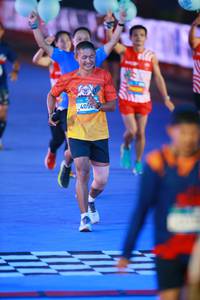 BIB: 507
                            <button type="button" onclick="openModal(22963945)" class="btn btn-primary btn-sm float-right btn-popup" data-toggle="modal" data-target=".modal-high-quality">
                        <i class="fas fa-shopping-cart"></i> Add to Cart
                    </button>
                                            <button type="button" onclick="isThisMe(22963945, true)" class="btn btn-success btn-sm float-right btn-popup btn-isme hidden" data-toggle="tooltip" data-placement="bottom" title="นี่คือรูปของคุณใช่ไหม คลิกที่นี่เพื่อเอาเข้าอัลบั้ม">
                        <i class="fas fa-plus"></i> Add to album
                    </button>
                    <button type="button" onclick="isThisMe(22963945, false)" class="btn btn-warning btn-sm float-right btn-popup btn-isnotme hidden">
                        <i class="fas fa-ban"></i> Remove from album
                    </button>