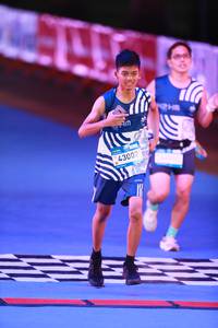 BIB: 43002
                            <button type="button" onclick="openModal(23114729)" class="btn btn-primary btn-sm float-right btn-popup" data-toggle="modal" data-target=".modal-high-quality">
                        <i class="fas fa-shopping-cart"></i> Add to Cart
                    </button>
                                            <button type="button" onclick="isThisMe(23114729, true)" class="btn btn-success btn-sm float-right btn-popup btn-isme hidden" data-toggle="tooltip" data-placement="bottom" title="นี่คือรูปของคุณใช่ไหม คลิกที่นี่เพื่อเอาเข้าอัลบั้ม">
                        <i class="fas fa-plus"></i> Add to album
                    </button>
                    <button type="button" onclick="isThisMe(23114729, false)" class="btn btn-warning btn-sm float-right btn-popup btn-isnotme hidden">
                        <i class="fas fa-ban"></i> Remove from album
                    </button>