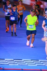 BIB: 17877
                            <button type="button" onclick="openModal(22931743)" class="btn btn-primary btn-sm float-right btn-popup" data-toggle="modal" data-target=".modal-high-quality">
                        <i class="fas fa-shopping-cart"></i> Add to Cart
                    </button>
                                            <button type="button" onclick="isThisMe(22931743, true)" class="btn btn-success btn-sm float-right btn-popup btn-isme hidden" data-toggle="tooltip" data-placement="bottom" title="นี่คือรูปของคุณใช่ไหม คลิกที่นี่เพื่อเอาเข้าอัลบั้ม">
                        <i class="fas fa-plus"></i> Add to album
                    </button>
                    <button type="button" onclick="isThisMe(22931743, false)" class="btn btn-warning btn-sm float-right btn-popup btn-isnotme hidden">
                        <i class="fas fa-ban"></i> Remove from album
                    </button>