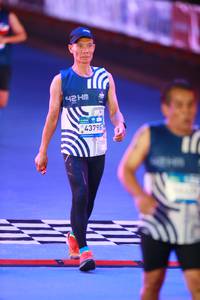 BIB: 100, 43798, 164
                            <button type="button" onclick="openModal(22940608)" class="btn btn-primary btn-sm float-right btn-popup" data-toggle="modal" data-target=".modal-high-quality">
                        <i class="fas fa-shopping-cart"></i> Add to Cart
                    </button>
                                            <button type="button" onclick="isThisMe(22940608, true)" class="btn btn-success btn-sm float-right btn-popup btn-isme hidden" data-toggle="tooltip" data-placement="bottom" title="นี่คือรูปของคุณใช่ไหม คลิกที่นี่เพื่อเอาเข้าอัลบั้ม">
                        <i class="fas fa-plus"></i> Add to album
                    </button>
                    <button type="button" onclick="isThisMe(22940608, false)" class="btn btn-warning btn-sm float-right btn-popup btn-isnotme hidden">
                        <i class="fas fa-ban"></i> Remove from album
                    </button>