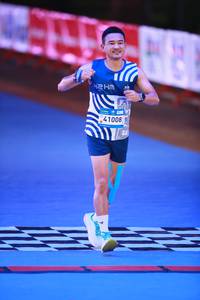 BIB: 41008
                            <button type="button" onclick="openModal(23063312)" class="btn btn-primary btn-sm float-right btn-popup" data-toggle="modal" data-target=".modal-high-quality">
                        <i class="fas fa-shopping-cart"></i> Add to Cart
                    </button>
                                            <button type="button" onclick="isThisMe(23063312, true)" class="btn btn-success btn-sm float-right btn-popup btn-isme hidden" data-toggle="tooltip" data-placement="bottom" title="นี่คือรูปของคุณใช่ไหม คลิกที่นี่เพื่อเอาเข้าอัลบั้ม">
                        <i class="fas fa-plus"></i> Add to album
                    </button>
                    <button type="button" onclick="isThisMe(23063312, false)" class="btn btn-warning btn-sm float-right btn-popup btn-isnotme hidden">
                        <i class="fas fa-ban"></i> Remove from album
                    </button>