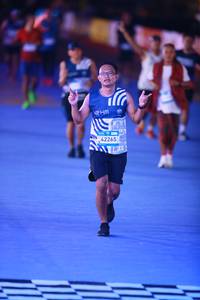 BIB: 42265
                            <button type="button" onclick="openModal(22937176)" class="btn btn-primary btn-sm float-right btn-popup" data-toggle="modal" data-target=".modal-high-quality">
                        <i class="fas fa-shopping-cart"></i> Add to Cart
                    </button>
                                            <button type="button" onclick="isThisMe(22937176, true)" class="btn btn-success btn-sm float-right btn-popup btn-isme hidden" data-toggle="tooltip" data-placement="bottom" title="นี่คือรูปของคุณใช่ไหม คลิกที่นี่เพื่อเอาเข้าอัลบั้ม">
                        <i class="fas fa-plus"></i> Add to album
                    </button>
                    <button type="button" onclick="isThisMe(22937176, false)" class="btn btn-warning btn-sm float-right btn-popup btn-isnotme hidden">
                        <i class="fas fa-ban"></i> Remove from album
                    </button>