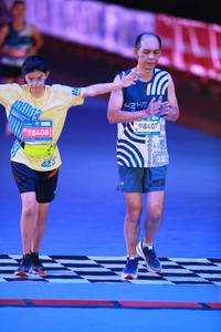 BIB: 98407, 120, 80786
                            <button type="button" onclick="openModal(23075468)" class="btn btn-primary btn-sm float-right btn-popup" data-toggle="modal" data-target=".modal-high-quality">
                        <i class="fas fa-shopping-cart"></i> Add to Cart
                    </button>
                                            <button type="button" onclick="isThisMe(23075468, true)" class="btn btn-success btn-sm float-right btn-popup btn-isme hidden" data-toggle="tooltip" data-placement="bottom" title="นี่คือรูปของคุณใช่ไหม คลิกที่นี่เพื่อเอาเข้าอัลบั้ม">
                        <i class="fas fa-plus"></i> Add to album
                    </button>
                    <button type="button" onclick="isThisMe(23075468, false)" class="btn btn-warning btn-sm float-right btn-popup btn-isnotme hidden">
                        <i class="fas fa-ban"></i> Remove from album
                    </button>