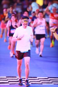 BIB: 
                            <button type="button" onclick="openModal(23681042)" class="btn btn-primary btn-sm float-right btn-popup" data-toggle="modal" data-target=".modal-high-quality">
                        <i class="fas fa-shopping-cart"></i> Add to Cart
                    </button>
                                            <button type="button" onclick="isThisMe(23681042, true)" class="btn btn-success btn-sm float-right btn-popup btn-isme hidden" data-toggle="tooltip" data-placement="bottom" title="นี่คือรูปของคุณใช่ไหม คลิกที่นี่เพื่อเอาเข้าอัลบั้ม">
                        <i class="fas fa-plus"></i> Add to album
                    </button>
                    <button type="button" onclick="isThisMe(23681042, false)" class="btn btn-warning btn-sm float-right btn-popup btn-isnotme hidden">
                        <i class="fas fa-ban"></i> Remove from album
                    </button>