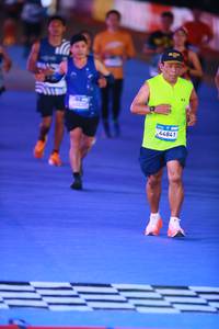 BIB: 17877
                            <button type="button" onclick="openModal(22931781)" class="btn btn-primary btn-sm float-right btn-popup" data-toggle="modal" data-target=".modal-high-quality">
                        <i class="fas fa-shopping-cart"></i> Add to Cart
                    </button>
                                            <button type="button" onclick="isThisMe(22931781, true)" class="btn btn-success btn-sm float-right btn-popup btn-isme hidden" data-toggle="tooltip" data-placement="bottom" title="นี่คือรูปของคุณใช่ไหม คลิกที่นี่เพื่อเอาเข้าอัลบั้ม">
                        <i class="fas fa-plus"></i> Add to album
                    </button>
                    <button type="button" onclick="isThisMe(22931781, false)" class="btn btn-warning btn-sm float-right btn-popup btn-isnotme hidden">
                        <i class="fas fa-ban"></i> Remove from album
                    </button>