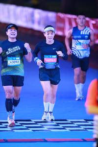 BIB: 43092, 46962, 100
                            <button type="button" onclick="openModal(22979341)" class="btn btn-primary btn-sm float-right btn-popup" data-toggle="modal" data-target=".modal-high-quality">
                        <i class="fas fa-shopping-cart"></i> Add to Cart
                    </button>
                                            <button type="button" onclick="isThisMe(22979341, true)" class="btn btn-success btn-sm float-right btn-popup btn-isme hidden" data-toggle="tooltip" data-placement="bottom" title="นี่คือรูปของคุณใช่ไหม คลิกที่นี่เพื่อเอาเข้าอัลบั้ม">
                        <i class="fas fa-plus"></i> Add to album
                    </button>
                    <button type="button" onclick="isThisMe(22979341, false)" class="btn btn-warning btn-sm float-right btn-popup btn-isnotme hidden">
                        <i class="fas fa-ban"></i> Remove from album
                    </button>