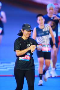 BIB: 278
                            <button type="button" onclick="openModal(22953205)" class="btn btn-primary btn-sm float-right btn-popup" data-toggle="modal" data-target=".modal-high-quality">
                        <i class="fas fa-shopping-cart"></i> Add to Cart
                    </button>
                                            <button type="button" onclick="isThisMe(22953205, true)" class="btn btn-success btn-sm float-right btn-popup btn-isme hidden" data-toggle="tooltip" data-placement="bottom" title="นี่คือรูปของคุณใช่ไหม คลิกที่นี่เพื่อเอาเข้าอัลบั้ม">
                        <i class="fas fa-plus"></i> Add to album
                    </button>
                    <button type="button" onclick="isThisMe(22953205, false)" class="btn btn-warning btn-sm float-right btn-popup btn-isnotme hidden">
                        <i class="fas fa-ban"></i> Remove from album
                    </button>