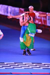 BIB: 1955, 44717
                            <button type="button" onclick="openModal(23121907)" class="btn btn-primary btn-sm float-right btn-popup" data-toggle="modal" data-target=".modal-high-quality">
                        <i class="fas fa-shopping-cart"></i> Add to Cart
                    </button>
                                            <button type="button" onclick="isThisMe(23121907, true)" class="btn btn-success btn-sm float-right btn-popup btn-isme hidden" data-toggle="tooltip" data-placement="bottom" title="นี่คือรูปของคุณใช่ไหม คลิกที่นี่เพื่อเอาเข้าอัลบั้ม">
                        <i class="fas fa-plus"></i> Add to album
                    </button>
                    <button type="button" onclick="isThisMe(23121907, false)" class="btn btn-warning btn-sm float-right btn-popup btn-isnotme hidden">
                        <i class="fas fa-ban"></i> Remove from album
                    </button>