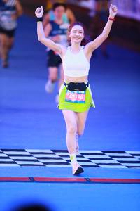 BIB: 47198
                            <button type="button" onclick="openModal(22936136)" class="btn btn-primary btn-sm float-right btn-popup" data-toggle="modal" data-target=".modal-high-quality">
                        <i class="fas fa-shopping-cart"></i> Add to Cart
                    </button>
                                            <button type="button" onclick="isThisMe(22936136, true)" class="btn btn-success btn-sm float-right btn-popup btn-isme hidden" data-toggle="tooltip" data-placement="bottom" title="นี่คือรูปของคุณใช่ไหม คลิกที่นี่เพื่อเอาเข้าอัลบั้ม">
                        <i class="fas fa-plus"></i> Add to album
                    </button>
                    <button type="button" onclick="isThisMe(22936136, false)" class="btn btn-warning btn-sm float-right btn-popup btn-isnotme hidden">
                        <i class="fas fa-ban"></i> Remove from album
                    </button>