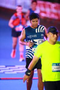 BIB: 150, 4467
                            <button type="button" onclick="openModal(23044087)" class="btn btn-primary btn-sm float-right btn-popup" data-toggle="modal" data-target=".modal-high-quality">
                        <i class="fas fa-shopping-cart"></i> Add to Cart
                    </button>
                                            <button type="button" onclick="isThisMe(23044087, true)" class="btn btn-success btn-sm float-right btn-popup btn-isme hidden" data-toggle="tooltip" data-placement="bottom" title="นี่คือรูปของคุณใช่ไหม คลิกที่นี่เพื่อเอาเข้าอัลบั้ม">
                        <i class="fas fa-plus"></i> Add to album
                    </button>
                    <button type="button" onclick="isThisMe(23044087, false)" class="btn btn-warning btn-sm float-right btn-popup btn-isnotme hidden">
                        <i class="fas fa-ban"></i> Remove from album
                    </button>