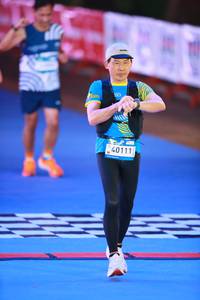 BIB: 40111
                            <button type="button" onclick="openModal(22981905)" class="btn btn-primary btn-sm float-right btn-popup" data-toggle="modal" data-target=".modal-high-quality">
                        <i class="fas fa-shopping-cart"></i> Add to Cart
                    </button>
                                            <button type="button" onclick="isThisMe(22981905, true)" class="btn btn-success btn-sm float-right btn-popup btn-isme hidden" data-toggle="tooltip" data-placement="bottom" title="นี่คือรูปของคุณใช่ไหม คลิกที่นี่เพื่อเอาเข้าอัลบั้ม">
                        <i class="fas fa-plus"></i> Add to album
                    </button>
                    <button type="button" onclick="isThisMe(22981905, false)" class="btn btn-warning btn-sm float-right btn-popup btn-isnotme hidden">
                        <i class="fas fa-ban"></i> Remove from album
                    </button>