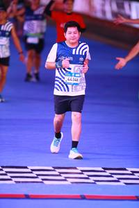 BIB: 
                            <button type="button" onclick="openModal(23121577)" class="btn btn-primary btn-sm float-right btn-popup" data-toggle="modal" data-target=".modal-high-quality">
                        <i class="fas fa-shopping-cart"></i> Add to Cart
                    </button>
                                            <button type="button" onclick="isThisMe(23121577, true)" class="btn btn-success btn-sm float-right btn-popup btn-isme hidden" data-toggle="tooltip" data-placement="bottom" title="นี่คือรูปของคุณใช่ไหม คลิกที่นี่เพื่อเอาเข้าอัลบั้ม">
                        <i class="fas fa-plus"></i> Add to album
                    </button>
                    <button type="button" onclick="isThisMe(23121577, false)" class="btn btn-warning btn-sm float-right btn-popup btn-isnotme hidden">
                        <i class="fas fa-ban"></i> Remove from album
                    </button>