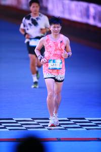 BIB: 41172, 
                            <button type="button" onclick="openModal(22994151)" class="btn btn-primary btn-sm float-right btn-popup" data-toggle="modal" data-target=".modal-high-quality">
                        <i class="fas fa-shopping-cart"></i> Add to Cart
                    </button>
                                            <button type="button" onclick="isThisMe(22994151, true)" class="btn btn-success btn-sm float-right btn-popup btn-isme hidden" data-toggle="tooltip" data-placement="bottom" title="นี่คือรูปของคุณใช่ไหม คลิกที่นี่เพื่อเอาเข้าอัลบั้ม">
                        <i class="fas fa-plus"></i> Add to album
                    </button>
                    <button type="button" onclick="isThisMe(22994151, false)" class="btn btn-warning btn-sm float-right btn-popup btn-isnotme hidden">
                        <i class="fas fa-ban"></i> Remove from album
                    </button>