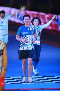 BIB: 42564
                            <button type="button" onclick="openModal(23060041)" class="btn btn-primary btn-sm float-right btn-popup" data-toggle="modal" data-target=".modal-high-quality">
                        <i class="fas fa-shopping-cart"></i> Add to Cart
                    </button>
                                            <button type="button" onclick="isThisMe(23060041, true)" class="btn btn-success btn-sm float-right btn-popup btn-isme hidden" data-toggle="tooltip" data-placement="bottom" title="นี่คือรูปของคุณใช่ไหม คลิกที่นี่เพื่อเอาเข้าอัลบั้ม">
                        <i class="fas fa-plus"></i> Add to album
                    </button>
                    <button type="button" onclick="isThisMe(23060041, false)" class="btn btn-warning btn-sm float-right btn-popup btn-isnotme hidden">
                        <i class="fas fa-ban"></i> Remove from album
                    </button>