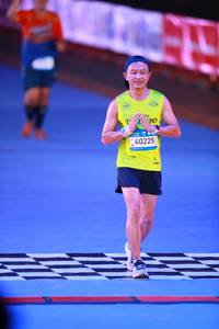 BIB: 
                            <button type="button" onclick="openModal(22999971)" class="btn btn-primary btn-sm float-right btn-popup" data-toggle="modal" data-target=".modal-high-quality">
                        <i class="fas fa-shopping-cart"></i> Add to Cart
                    </button>
                                            <button type="button" onclick="isThisMe(22999971, true)" class="btn btn-success btn-sm float-right btn-popup btn-isme hidden" data-toggle="tooltip" data-placement="bottom" title="นี่คือรูปของคุณใช่ไหม คลิกที่นี่เพื่อเอาเข้าอัลบั้ม">
                        <i class="fas fa-plus"></i> Add to album
                    </button>
                    <button type="button" onclick="isThisMe(22999971, false)" class="btn btn-warning btn-sm float-right btn-popup btn-isnotme hidden">
                        <i class="fas fa-ban"></i> Remove from album
                    </button>