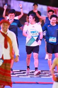 BIB: 
                            <button type="button" onclick="openModal(23106268)" class="btn btn-primary btn-sm float-right btn-popup" data-toggle="modal" data-target=".modal-high-quality">
                        <i class="fas fa-shopping-cart"></i> Add to Cart
                    </button>
                                            <button type="button" onclick="isThisMe(23106268, true)" class="btn btn-success btn-sm float-right btn-popup btn-isme hidden" data-toggle="tooltip" data-placement="bottom" title="นี่คือรูปของคุณใช่ไหม คลิกที่นี่เพื่อเอาเข้าอัลบั้ม">
                        <i class="fas fa-plus"></i> Add to album
                    </button>
                    <button type="button" onclick="isThisMe(23106268, false)" class="btn btn-warning btn-sm float-right btn-popup btn-isnotme hidden">
                        <i class="fas fa-ban"></i> Remove from album
                    </button>