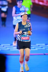 BIB: 
                            <button type="button" onclick="openModal(22996057)" class="btn btn-primary btn-sm float-right btn-popup" data-toggle="modal" data-target=".modal-high-quality">
                        <i class="fas fa-shopping-cart"></i> Add to Cart
                    </button>
                                            <button type="button" onclick="isThisMe(22996057, true)" class="btn btn-success btn-sm float-right btn-popup btn-isme hidden" data-toggle="tooltip" data-placement="bottom" title="นี่คือรูปของคุณใช่ไหม คลิกที่นี่เพื่อเอาเข้าอัลบั้ม">
                        <i class="fas fa-plus"></i> Add to album
                    </button>
                    <button type="button" onclick="isThisMe(22996057, false)" class="btn btn-warning btn-sm float-right btn-popup btn-isnotme hidden">
                        <i class="fas fa-ban"></i> Remove from album
                    </button>