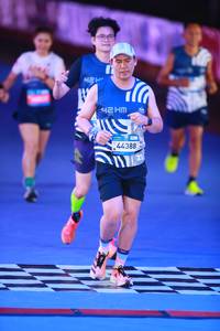 BIB: 44388
                            <button type="button" onclick="openModal(22957191)" class="btn btn-primary btn-sm float-right btn-popup" data-toggle="modal" data-target=".modal-high-quality">
                        <i class="fas fa-shopping-cart"></i> Add to Cart
                    </button>
                                            <button type="button" onclick="isThisMe(22957191, true)" class="btn btn-success btn-sm float-right btn-popup btn-isme hidden" data-toggle="tooltip" data-placement="bottom" title="นี่คือรูปของคุณใช่ไหม คลิกที่นี่เพื่อเอาเข้าอัลบั้ม">
                        <i class="fas fa-plus"></i> Add to album
                    </button>
                    <button type="button" onclick="isThisMe(22957191, false)" class="btn btn-warning btn-sm float-right btn-popup btn-isnotme hidden">
                        <i class="fas fa-ban"></i> Remove from album
                    </button>