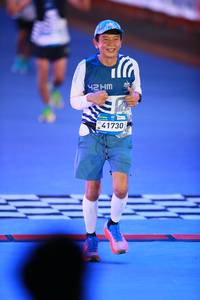 BIB: 41730
                            <button type="button" onclick="openModal(22993811)" class="btn btn-primary btn-sm float-right btn-popup" data-toggle="modal" data-target=".modal-high-quality">
                        <i class="fas fa-shopping-cart"></i> Add to Cart
                    </button>
                                            <button type="button" onclick="isThisMe(22993811, true)" class="btn btn-success btn-sm float-right btn-popup btn-isme hidden" data-toggle="tooltip" data-placement="bottom" title="นี่คือรูปของคุณใช่ไหม คลิกที่นี่เพื่อเอาเข้าอัลบั้ม">
                        <i class="fas fa-plus"></i> Add to album
                    </button>
                    <button type="button" onclick="isThisMe(22993811, false)" class="btn btn-warning btn-sm float-right btn-popup btn-isnotme hidden">
                        <i class="fas fa-ban"></i> Remove from album
                    </button>