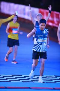 BIB: 44854
                            <button type="button" onclick="openModal(22950479)" class="btn btn-primary btn-sm float-right btn-popup" data-toggle="modal" data-target=".modal-high-quality">
                        <i class="fas fa-shopping-cart"></i> Add to Cart
                    </button>
                                            <button type="button" onclick="isThisMe(22950479, true)" class="btn btn-success btn-sm float-right btn-popup btn-isme hidden" data-toggle="tooltip" data-placement="bottom" title="นี่คือรูปของคุณใช่ไหม คลิกที่นี่เพื่อเอาเข้าอัลบั้ม">
                        <i class="fas fa-plus"></i> Add to album
                    </button>
                    <button type="button" onclick="isThisMe(22950479, false)" class="btn btn-warning btn-sm float-right btn-popup btn-isnotme hidden">
                        <i class="fas fa-ban"></i> Remove from album
                    </button>