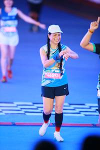 BIB: 46593
                            <button type="button" onclick="openModal(22932542)" class="btn btn-primary btn-sm float-right btn-popup" data-toggle="modal" data-target=".modal-high-quality">
                        <i class="fas fa-shopping-cart"></i> Add to Cart
                    </button>
                                            <button type="button" onclick="isThisMe(22932542, true)" class="btn btn-success btn-sm float-right btn-popup btn-isme hidden" data-toggle="tooltip" data-placement="bottom" title="นี่คือรูปของคุณใช่ไหม คลิกที่นี่เพื่อเอาเข้าอัลบั้ม">
                        <i class="fas fa-plus"></i> Add to album
                    </button>
                    <button type="button" onclick="isThisMe(22932542, false)" class="btn btn-warning btn-sm float-right btn-popup btn-isnotme hidden">
                        <i class="fas fa-ban"></i> Remove from album
                    </button>