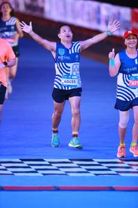 BIB: 40455, 471
                            <button type="button" onclick="openModal(23025358)" class="btn btn-primary btn-sm float-right btn-popup" data-toggle="modal" data-target=".modal-high-quality">
                        <i class="fas fa-shopping-cart"></i> Add to Cart
                    </button>
                                            <button type="button" onclick="isThisMe(23025358, true)" class="btn btn-success btn-sm float-right btn-popup btn-isme hidden" data-toggle="tooltip" data-placement="bottom" title="นี่คือรูปของคุณใช่ไหม คลิกที่นี่เพื่อเอาเข้าอัลบั้ม">
                        <i class="fas fa-plus"></i> Add to album
                    </button>
                    <button type="button" onclick="isThisMe(23025358, false)" class="btn btn-warning btn-sm float-right btn-popup btn-isnotme hidden">
                        <i class="fas fa-ban"></i> Remove from album
                    </button>