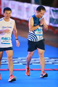 BIB: 42563, 42801
                            <button type="button" onclick="openModal(23042469)" class="btn btn-primary btn-sm float-right btn-popup" data-toggle="modal" data-target=".modal-high-quality">
                        <i class="fas fa-shopping-cart"></i> Add to Cart
                    </button>
                                            <button type="button" onclick="isThisMe(23042469, true)" class="btn btn-success btn-sm float-right btn-popup btn-isme hidden" data-toggle="tooltip" data-placement="bottom" title="นี่คือรูปของคุณใช่ไหม คลิกที่นี่เพื่อเอาเข้าอัลบั้ม">
                        <i class="fas fa-plus"></i> Add to album
                    </button>
                    <button type="button" onclick="isThisMe(23042469, false)" class="btn btn-warning btn-sm float-right btn-popup btn-isnotme hidden">
                        <i class="fas fa-ban"></i> Remove from album
                    </button>