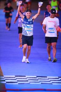 BIB: 1240, 42052, 43748
                            <button type="button" onclick="openModal(23087314)" class="btn btn-primary btn-sm float-right btn-popup" data-toggle="modal" data-target=".modal-high-quality">
                        <i class="fas fa-shopping-cart"></i> Add to Cart
                    </button>
                                            <button type="button" onclick="isThisMe(23087314, true)" class="btn btn-success btn-sm float-right btn-popup btn-isme hidden" data-toggle="tooltip" data-placement="bottom" title="นี่คือรูปของคุณใช่ไหม คลิกที่นี่เพื่อเอาเข้าอัลบั้ม">
                        <i class="fas fa-plus"></i> Add to album
                    </button>
                    <button type="button" onclick="isThisMe(23087314, false)" class="btn btn-warning btn-sm float-right btn-popup btn-isnotme hidden">
                        <i class="fas fa-ban"></i> Remove from album
                    </button>