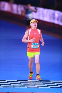 BIB: 41580
                            <button type="button" onclick="openModal(23067929)" class="btn btn-primary btn-sm float-right btn-popup" data-toggle="modal" data-target=".modal-high-quality">
                        <i class="fas fa-shopping-cart"></i> Add to Cart
                    </button>
                                            <button type="button" onclick="isThisMe(23067929, true)" class="btn btn-success btn-sm float-right btn-popup btn-isme hidden" data-toggle="tooltip" data-placement="bottom" title="นี่คือรูปของคุณใช่ไหม คลิกที่นี่เพื่อเอาเข้าอัลบั้ม">
                        <i class="fas fa-plus"></i> Add to album
                    </button>
                    <button type="button" onclick="isThisMe(23067929, false)" class="btn btn-warning btn-sm float-right btn-popup btn-isnotme hidden">
                        <i class="fas fa-ban"></i> Remove from album
                    </button>