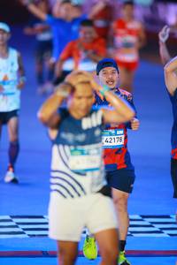 BIB: 42178
                            <button type="button" onclick="openModal(22963483)" class="btn btn-primary btn-sm float-right btn-popup" data-toggle="modal" data-target=".modal-high-quality">
                        <i class="fas fa-shopping-cart"></i> Add to Cart
                    </button>
                                            <button type="button" onclick="isThisMe(22963483, true)" class="btn btn-success btn-sm float-right btn-popup btn-isme hidden" data-toggle="tooltip" data-placement="bottom" title="นี่คือรูปของคุณใช่ไหม คลิกที่นี่เพื่อเอาเข้าอัลบั้ม">
                        <i class="fas fa-plus"></i> Add to album
                    </button>
                    <button type="button" onclick="isThisMe(22963483, false)" class="btn btn-warning btn-sm float-right btn-popup btn-isnotme hidden">
                        <i class="fas fa-ban"></i> Remove from album
                    </button>