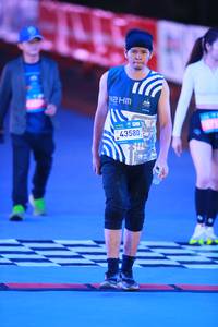 BIB: 43580
                            <button type="button" onclick="openModal(23131908)" class="btn btn-primary btn-sm float-right btn-popup" data-toggle="modal" data-target=".modal-high-quality">
                        <i class="fas fa-shopping-cart"></i> Add to Cart
                    </button>
                                            <button type="button" onclick="isThisMe(23131908, true)" class="btn btn-success btn-sm float-right btn-popup btn-isme hidden" data-toggle="tooltip" data-placement="bottom" title="นี่คือรูปของคุณใช่ไหม คลิกที่นี่เพื่อเอาเข้าอัลบั้ม">
                        <i class="fas fa-plus"></i> Add to album
                    </button>
                    <button type="button" onclick="isThisMe(23131908, false)" class="btn btn-warning btn-sm float-right btn-popup btn-isnotme hidden">
                        <i class="fas fa-ban"></i> Remove from album
                    </button>