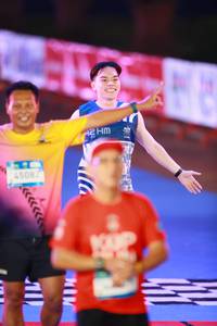 BIB: 45082
                            <button type="button" onclick="openModal(22927362)" class="btn btn-primary btn-sm float-right btn-popup" data-toggle="modal" data-target=".modal-high-quality">
                        <i class="fas fa-shopping-cart"></i> Add to Cart
                    </button>
                                            <button type="button" onclick="isThisMe(22927362, true)" class="btn btn-success btn-sm float-right btn-popup btn-isme hidden" data-toggle="tooltip" data-placement="bottom" title="นี่คือรูปของคุณใช่ไหม คลิกที่นี่เพื่อเอาเข้าอัลบั้ม">
                        <i class="fas fa-plus"></i> Add to album
                    </button>
                    <button type="button" onclick="isThisMe(22927362, false)" class="btn btn-warning btn-sm float-right btn-popup btn-isnotme hidden">
                        <i class="fas fa-ban"></i> Remove from album
                    </button>