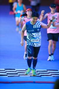 BIB: 189
                            <button type="button" onclick="openModal(23020899)" class="btn btn-primary btn-sm float-right btn-popup" data-toggle="modal" data-target=".modal-high-quality">
                        <i class="fas fa-shopping-cart"></i> Add to Cart
                    </button>
                                            <button type="button" onclick="isThisMe(23020899, true)" class="btn btn-success btn-sm float-right btn-popup btn-isme hidden" data-toggle="tooltip" data-placement="bottom" title="นี่คือรูปของคุณใช่ไหม คลิกที่นี่เพื่อเอาเข้าอัลบั้ม">
                        <i class="fas fa-plus"></i> Add to album
                    </button>
                    <button type="button" onclick="isThisMe(23020899, false)" class="btn btn-warning btn-sm float-right btn-popup btn-isnotme hidden">
                        <i class="fas fa-ban"></i> Remove from album
                    </button>