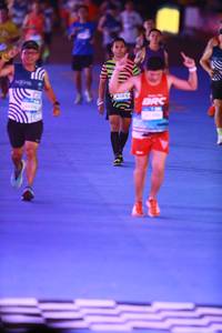 BIB: 4135
                            <button type="button" onclick="openModal(22933522)" class="btn btn-primary btn-sm float-right btn-popup" data-toggle="modal" data-target=".modal-high-quality">
                        <i class="fas fa-shopping-cart"></i> Add to Cart
                    </button>
                                            <button type="button" onclick="isThisMe(22933522, true)" class="btn btn-success btn-sm float-right btn-popup btn-isme hidden" data-toggle="tooltip" data-placement="bottom" title="นี่คือรูปของคุณใช่ไหม คลิกที่นี่เพื่อเอาเข้าอัลบั้ม">
                        <i class="fas fa-plus"></i> Add to album
                    </button>
                    <button type="button" onclick="isThisMe(22933522, false)" class="btn btn-warning btn-sm float-right btn-popup btn-isnotme hidden">
                        <i class="fas fa-ban"></i> Remove from album
                    </button>